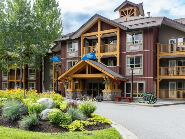 Pemberton Valley Lodge Exterior