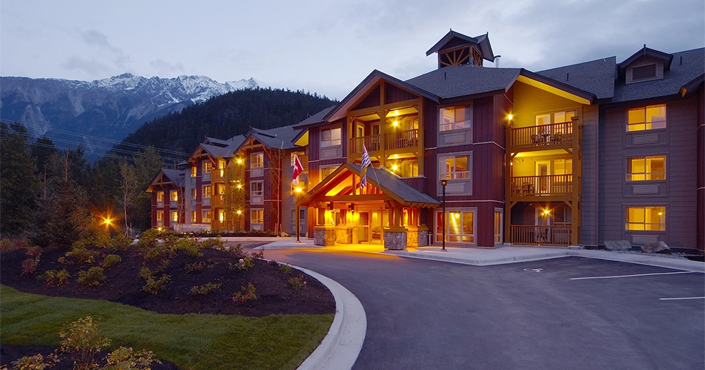 Pemberton Valley Lodge Summer